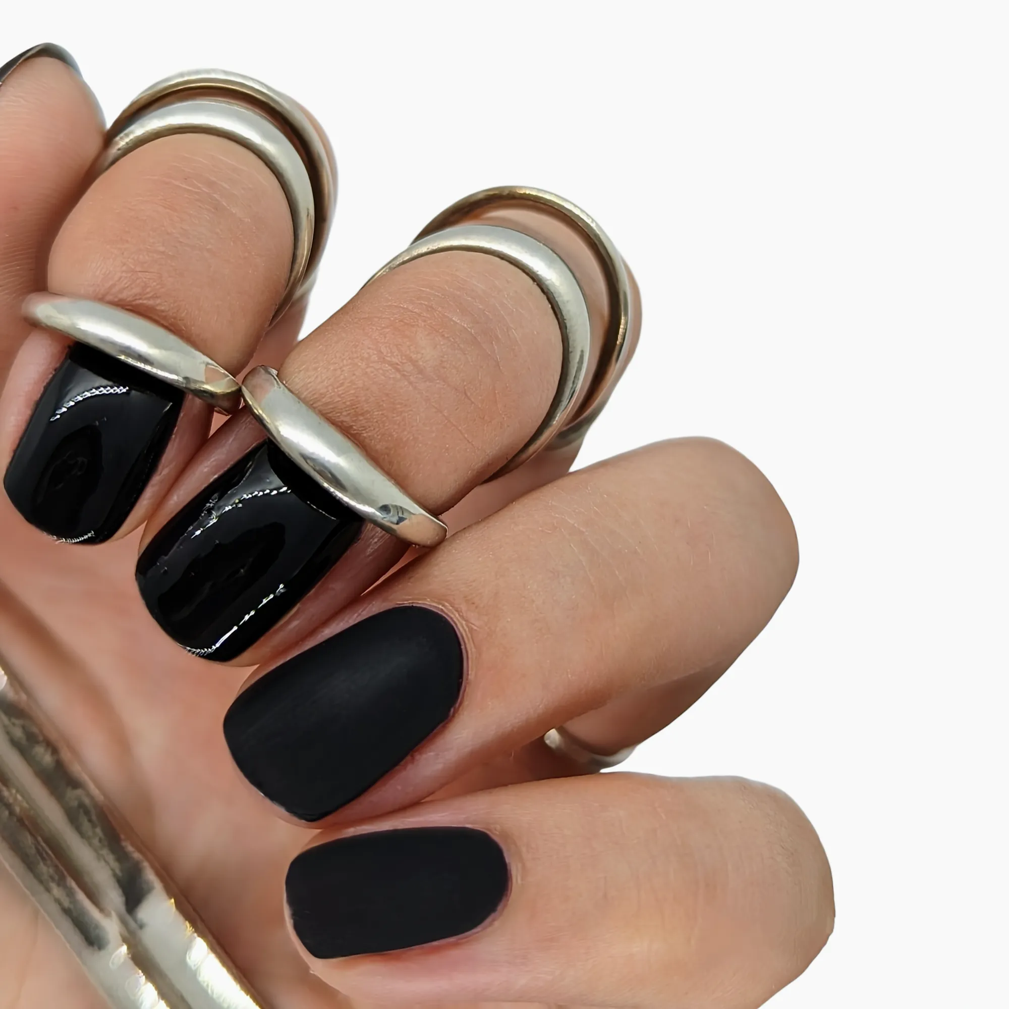 Classic Black [HEMA FREE FORMULA]