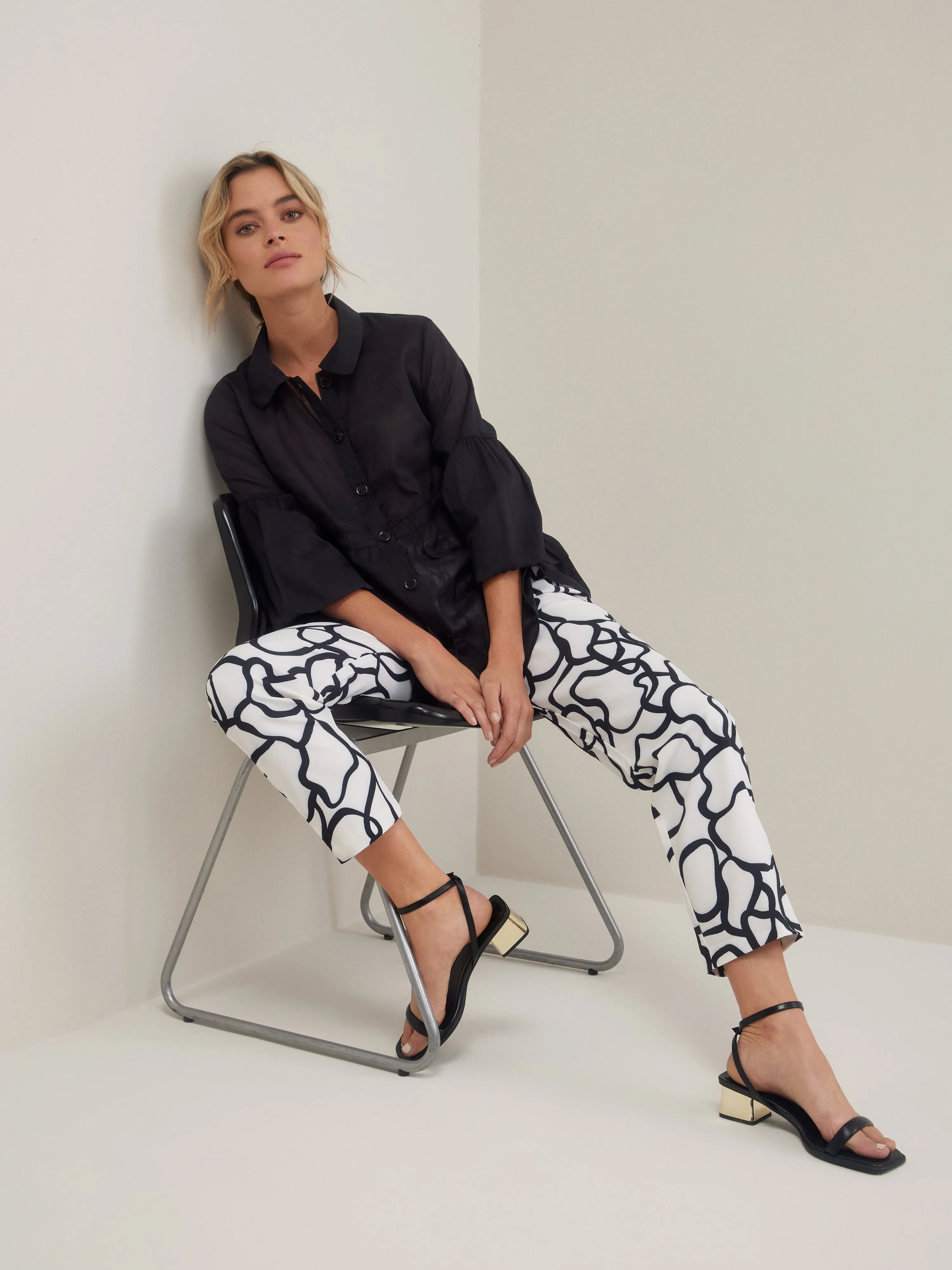 Uchuu Black and White trousers