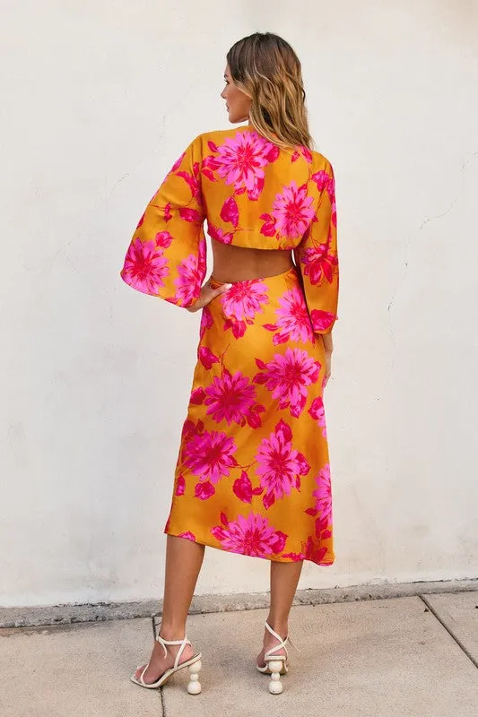 Waitlist 3/5 ♥ Hannah Kimono Sleeve Floral Print Cut Out Midi Dress Orange